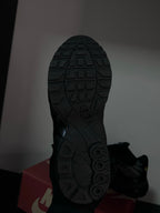 TÊNIS NK TN PLUS — REFLETIVO ALL BLACK/RED