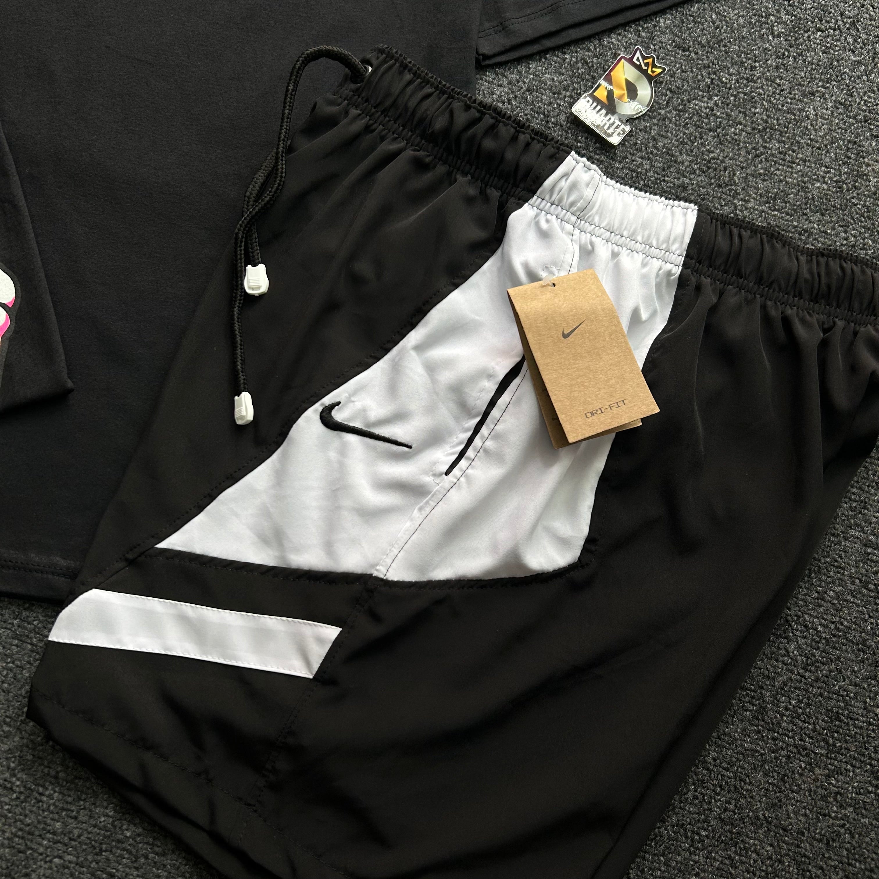 SHORT NK